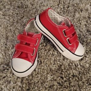 Little Kid Red Sneaker Sz 7
